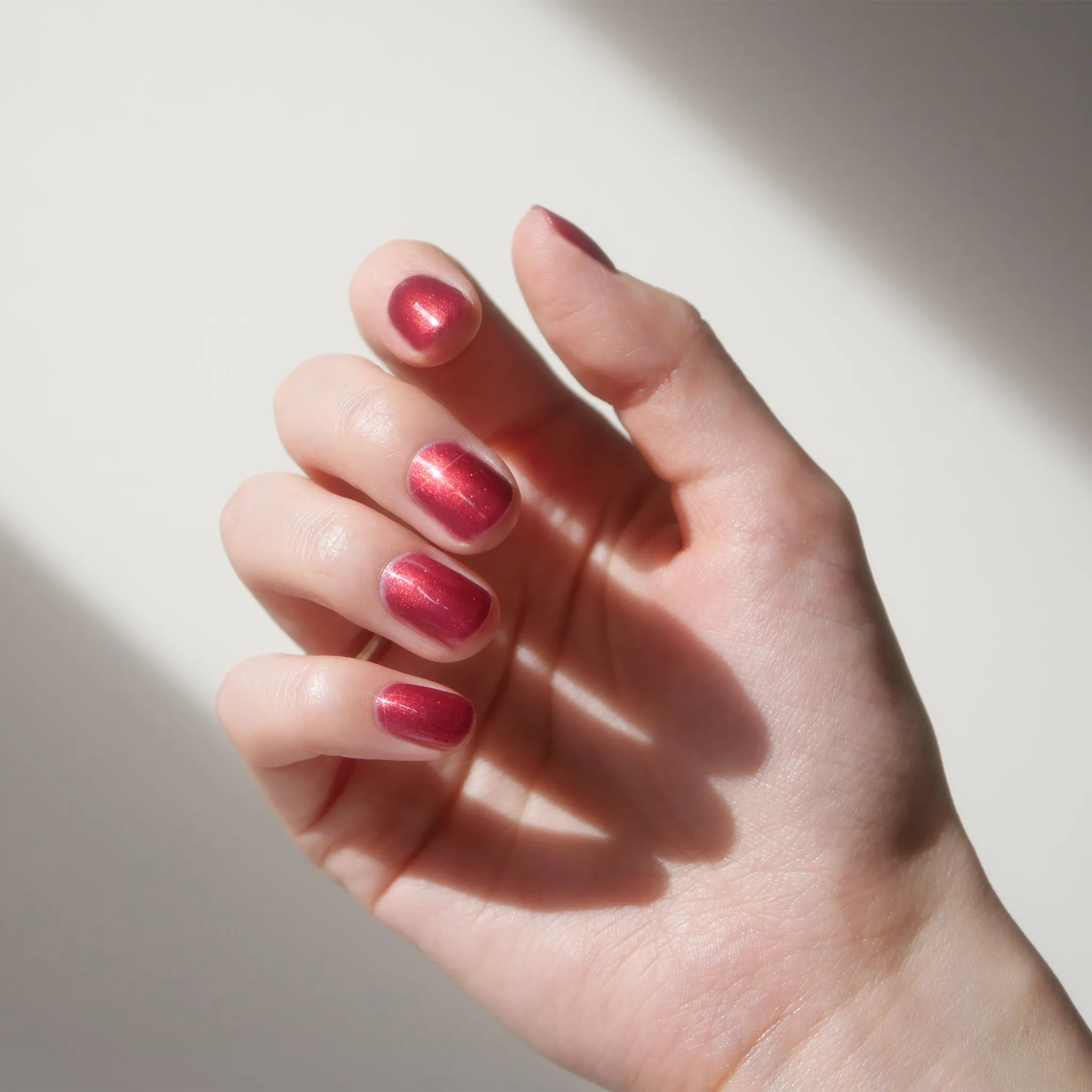 マインドフル マニキュア アラインドトゥ シャイン | NAILS INC