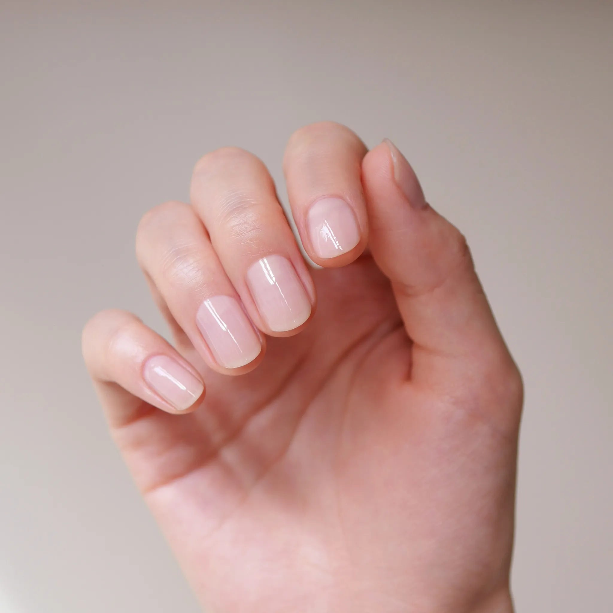 バック トゥー ライフ トリートメント ベースコート | NAILS INC バック トゥー ライフ トリートメント ベースコート | NAILS INC