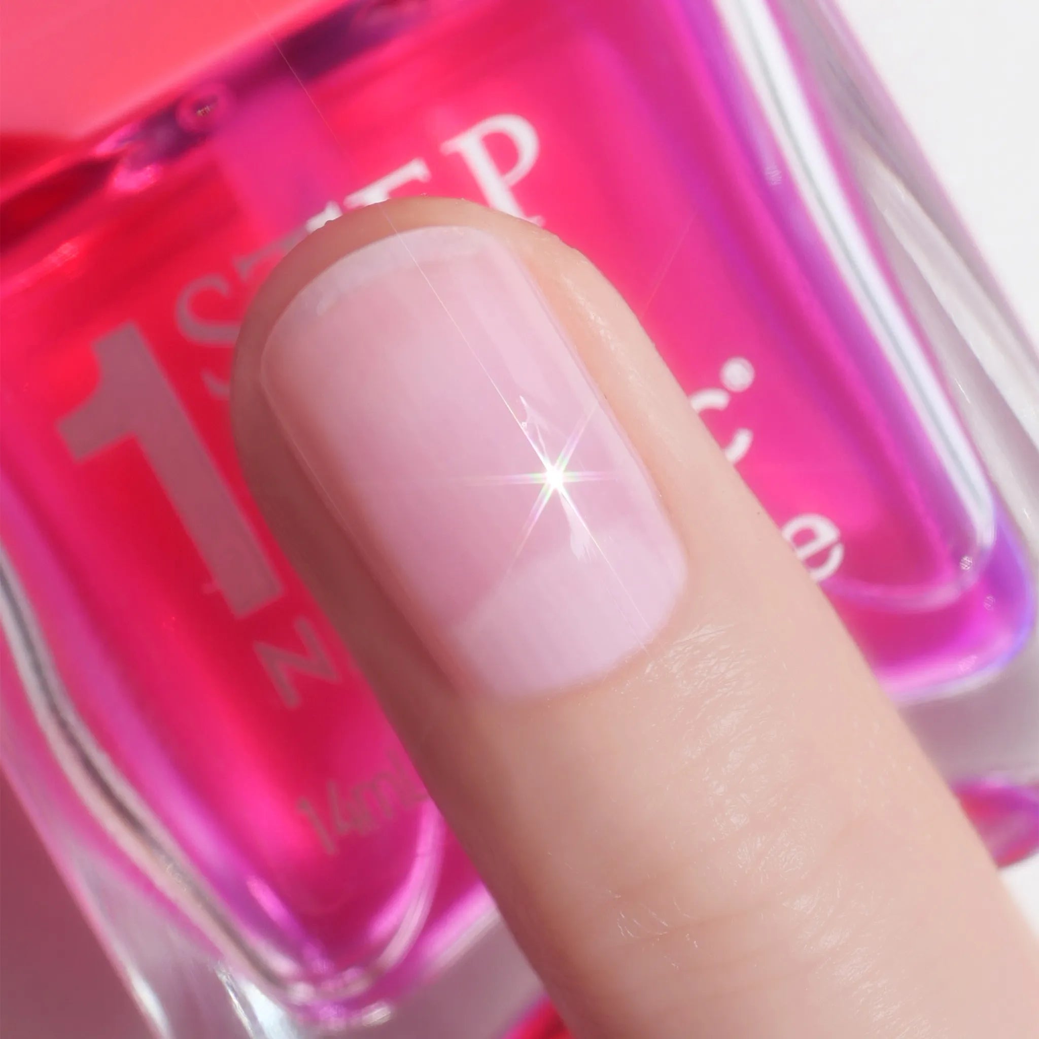 1_STEP_MANICURE_THEA2_2048x.