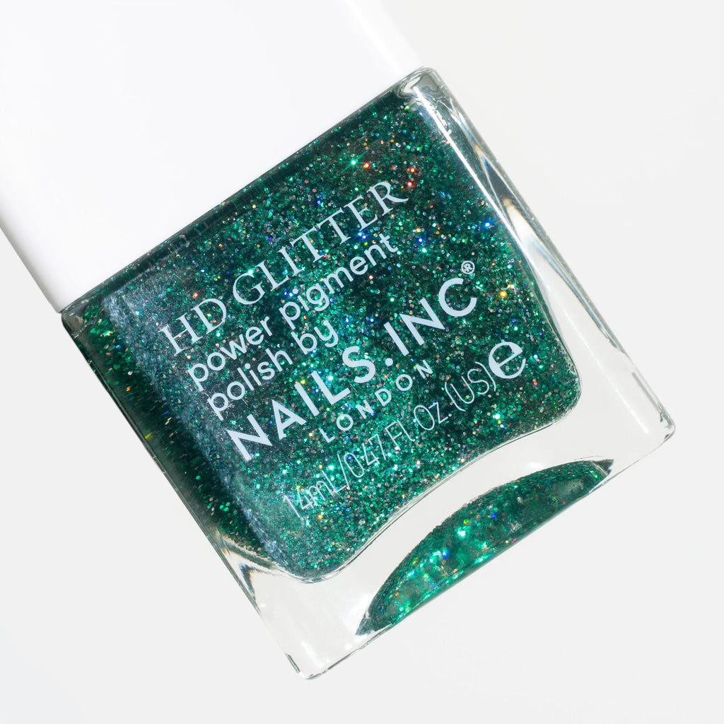 イルミネーションされたツリーのように鮮やかで
幻想的な煌めきを紡ぎだし高揚感を纏うグリーングリッター