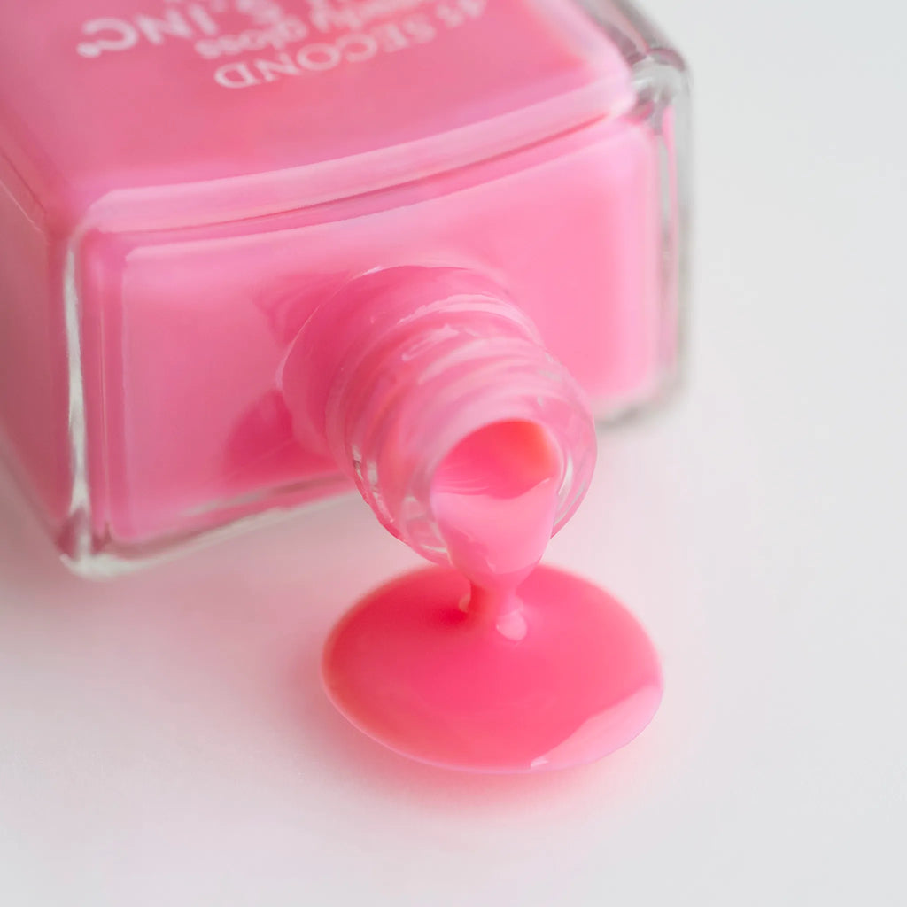 まるでゼリーのようなぷるんとみずみずしく透き通るような潤めき