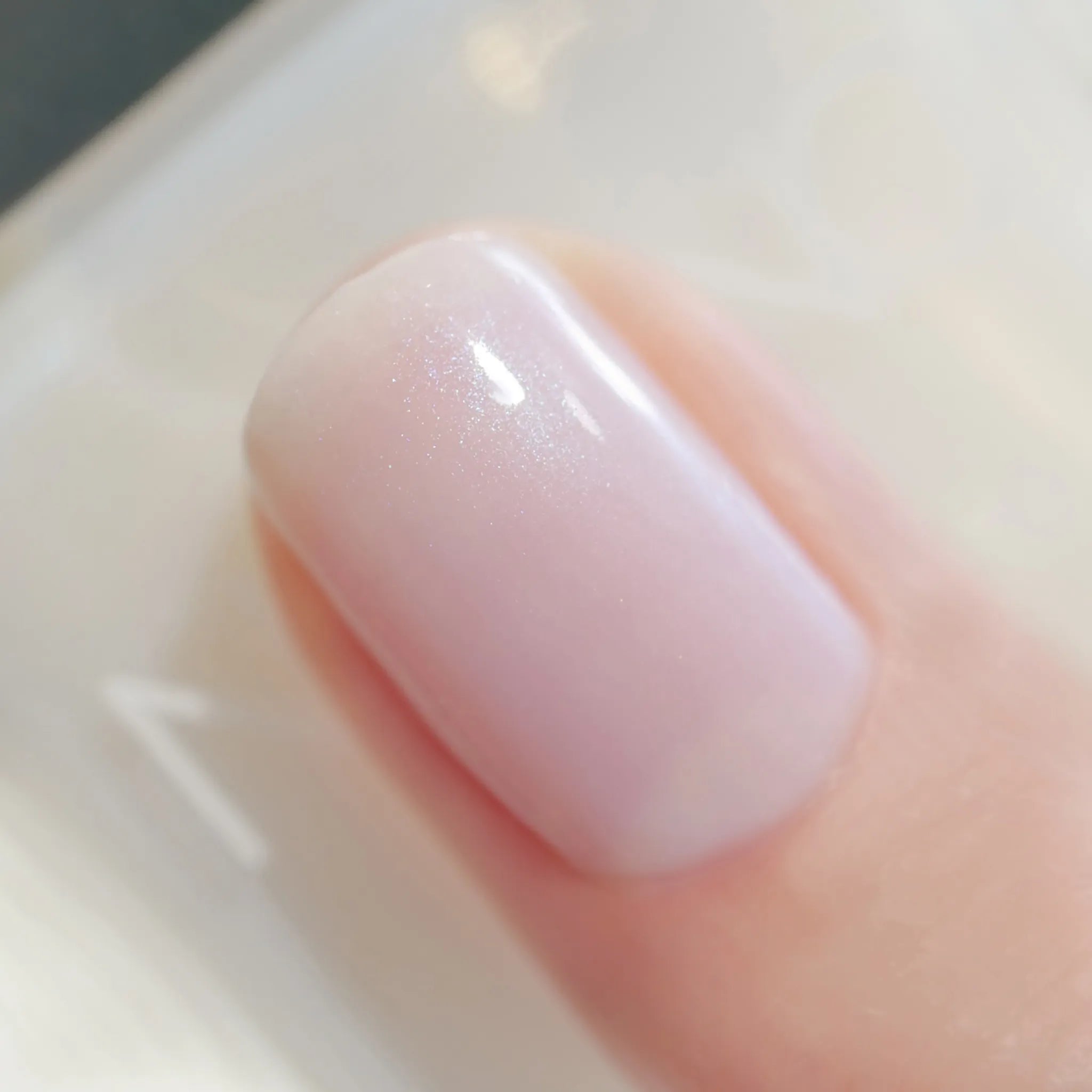 ネイルケール ブライト ストリート イルミネイター | NAILS INC